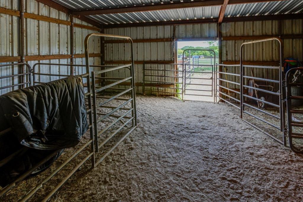 4880 Whitehead Road Midlothian, TX 76065 - Photo 32 of 36