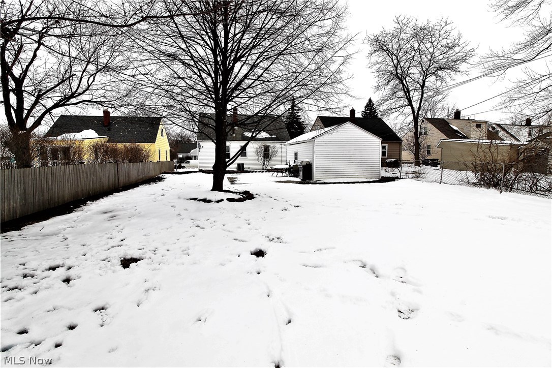 1632 Harwich Road Cleveland, OH 44124 - Photo 26 of 29