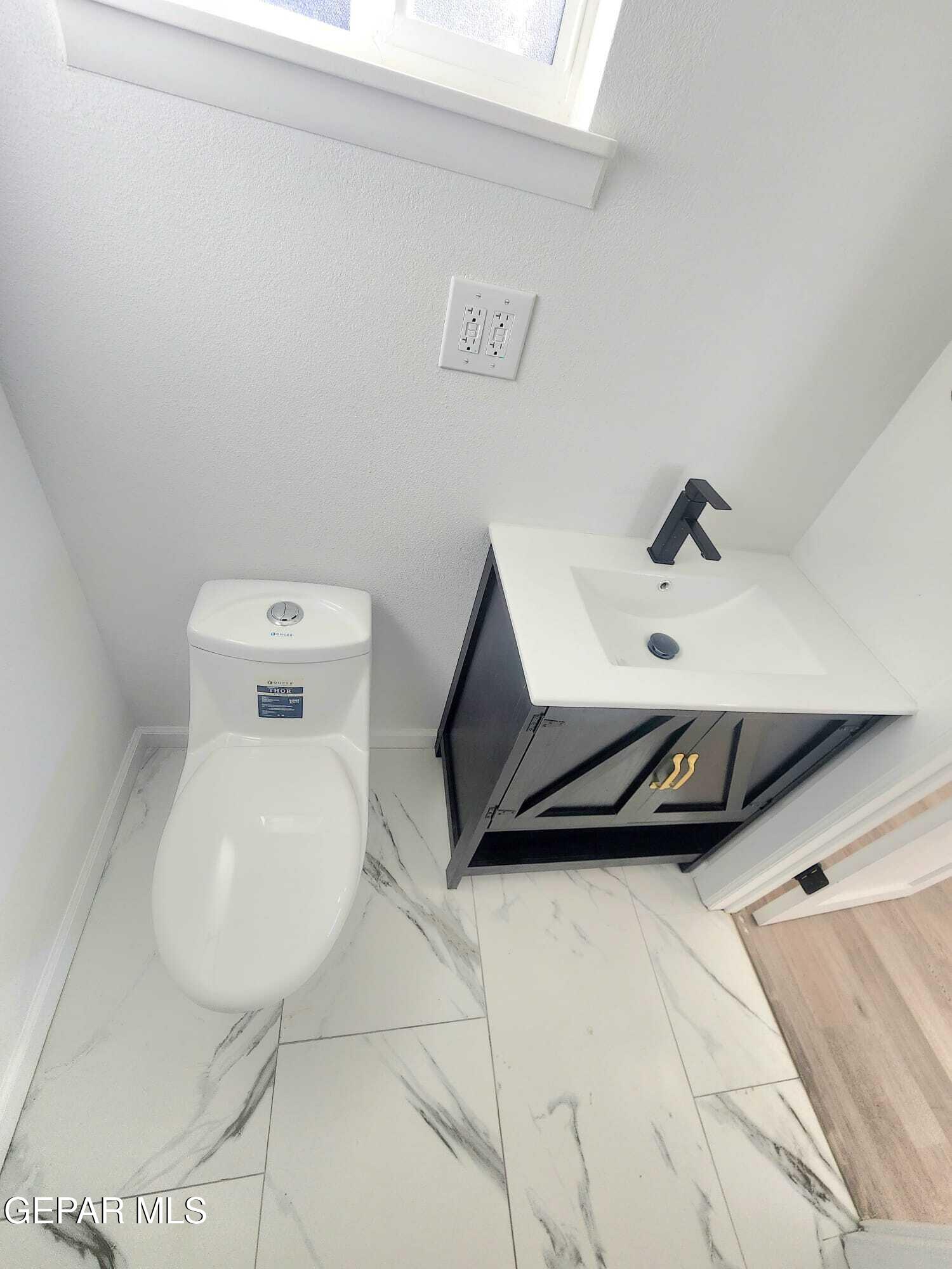 5845 Threadgill Avenue El Paso, TX 79924 - Photo 36 of 50 WhatsApp Image 2026-01-07 at 7.08.07 PM