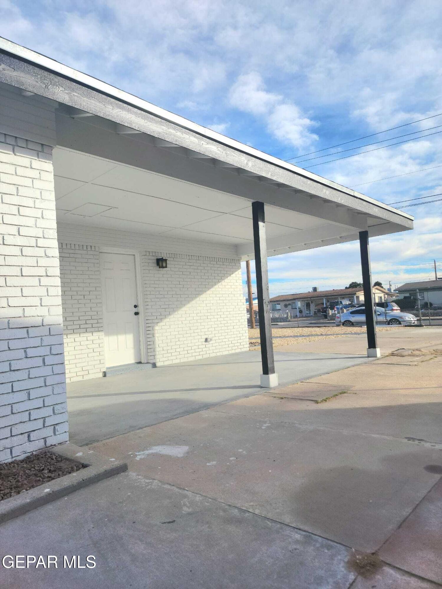 5845 Threadgill Avenue El Paso, TX 79924 - Photo 47 of 50 WhatsApp Image 2026-01-07 at 7.08.08 PM