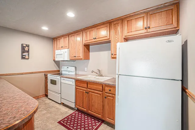 $499,900 | 505 East 2nd Avenue, Beaver Creek, MN 56116