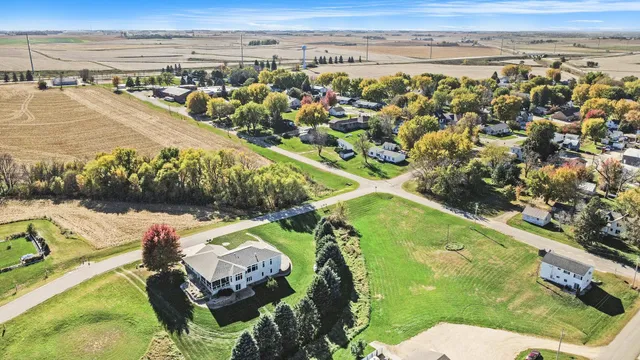 $499,900 | 505 East 2nd Avenue, Beaver Creek, MN 56116