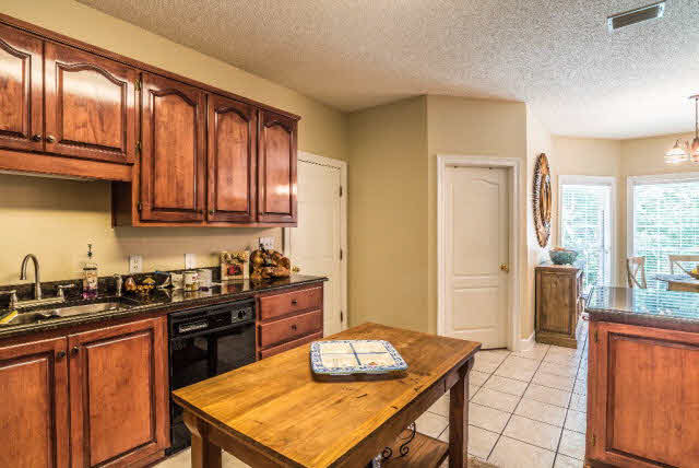 640 Southern Way Daphne, AL 36527 - Photo 3 of 35