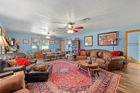 $3,500,000 | 15610 Penick Road, Waller, TX 77484