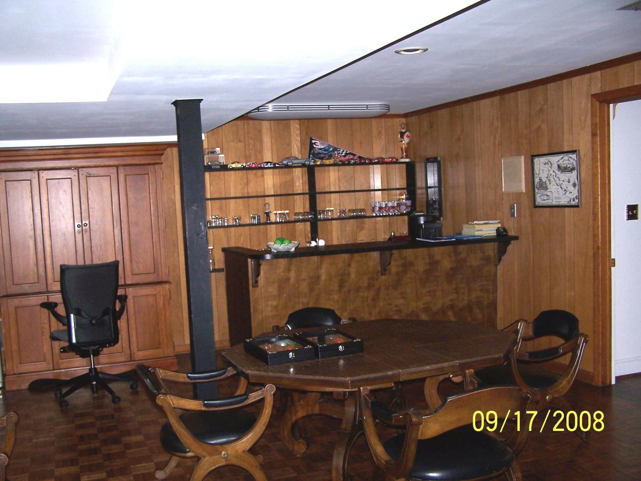 5130 Falcon Ridge Road Roanoke, VA 24018 - Photo 21 of 25 Wet Bar Area