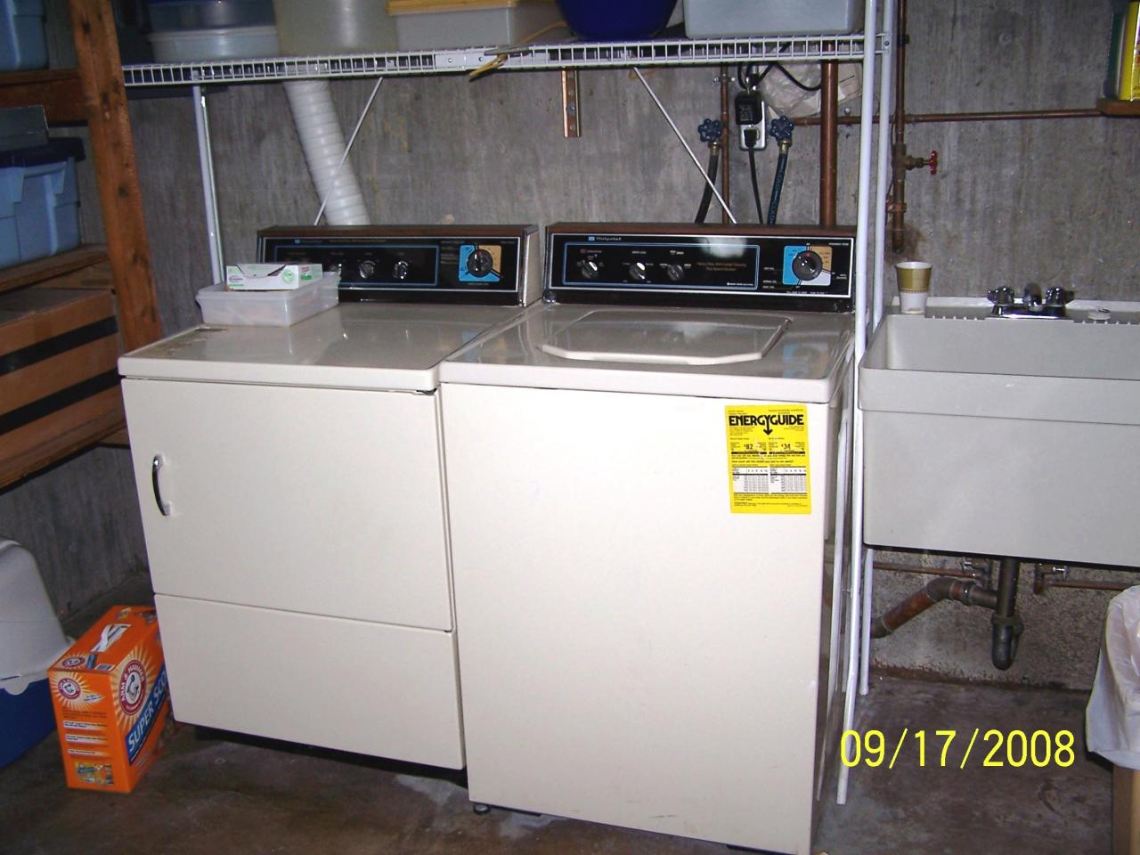 5130 Falcon Ridge Road Roanoke, VA 24018 - Photo 24 of 25 Laundry Area 2