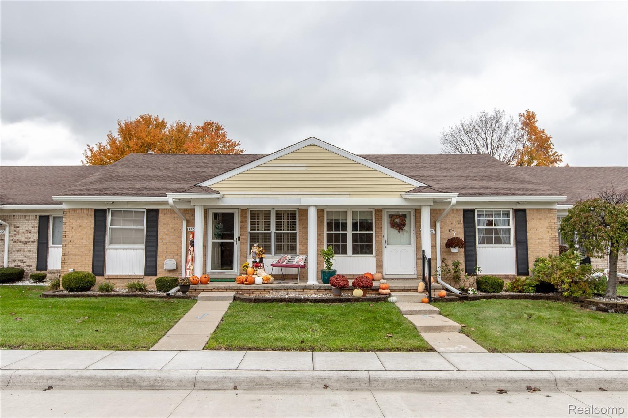 17500 Rudgate Street Southgate, MI 48195 - Photo 28 of 29 17500-16.jpg