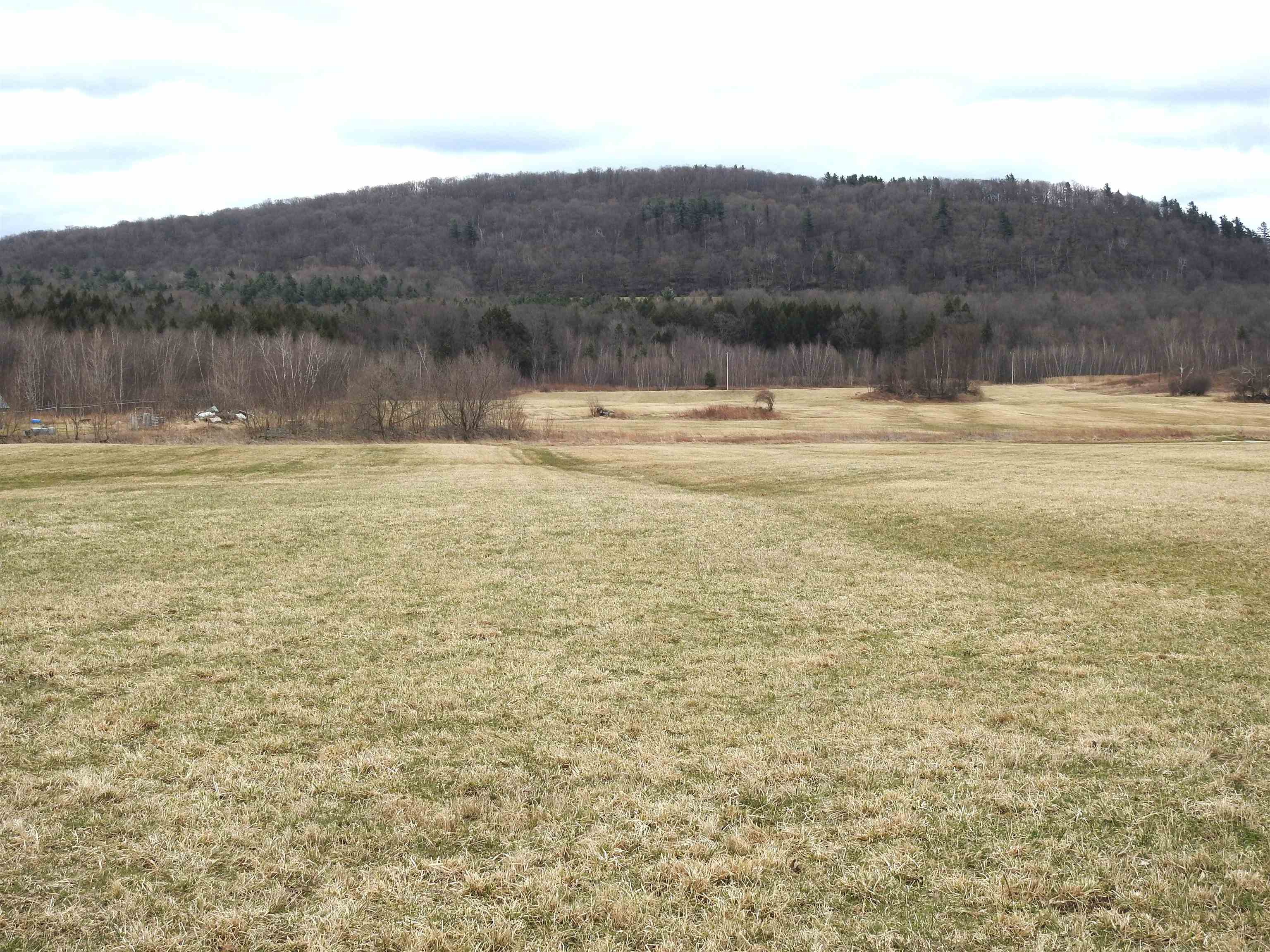 2140 Sheldon Road St. Albans, VT 05478 - Photo 8 of 14