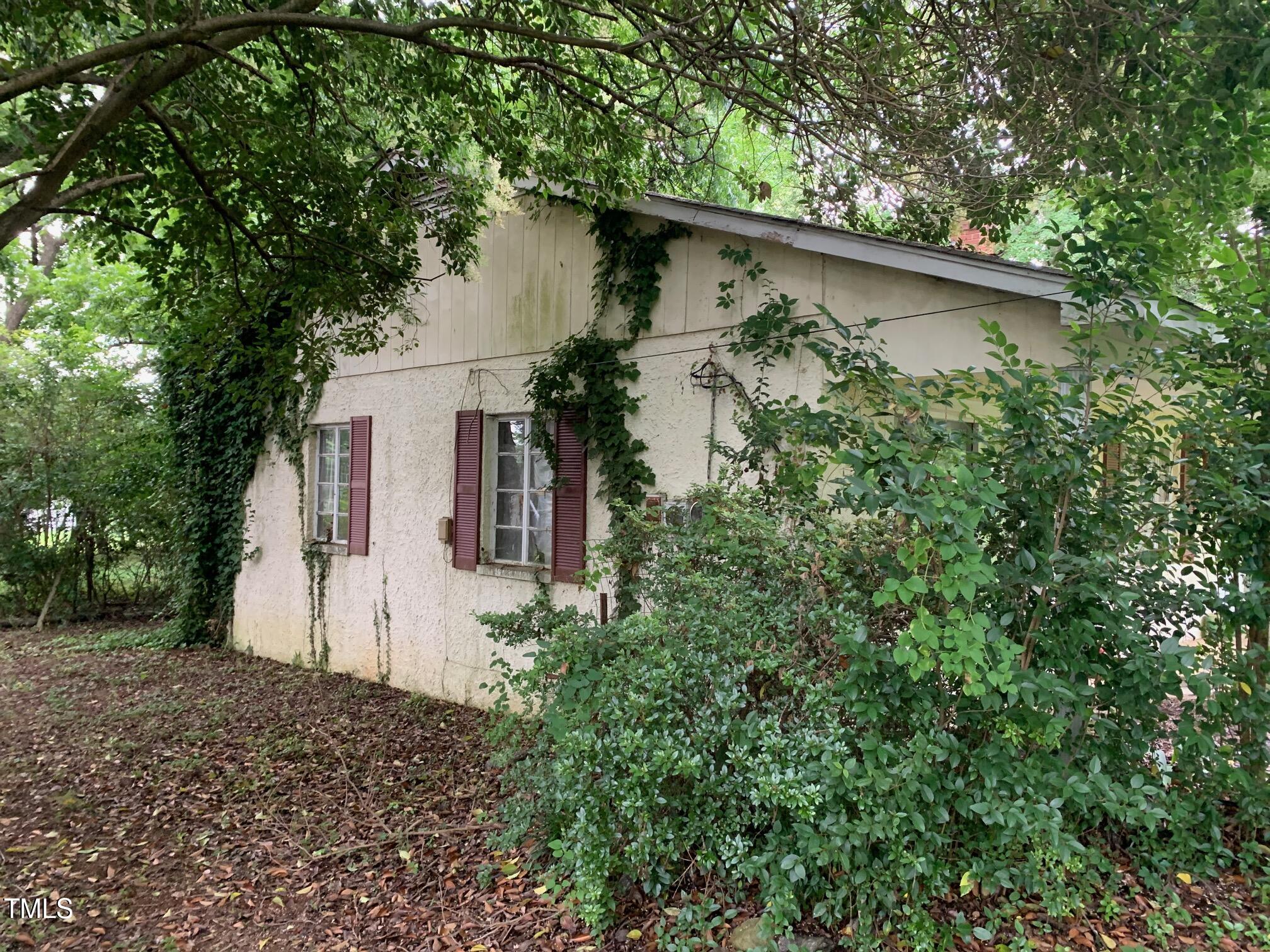 1806 Rendall Street Burlington, NC 27215 - Photo 15 of 36 IMG_3750