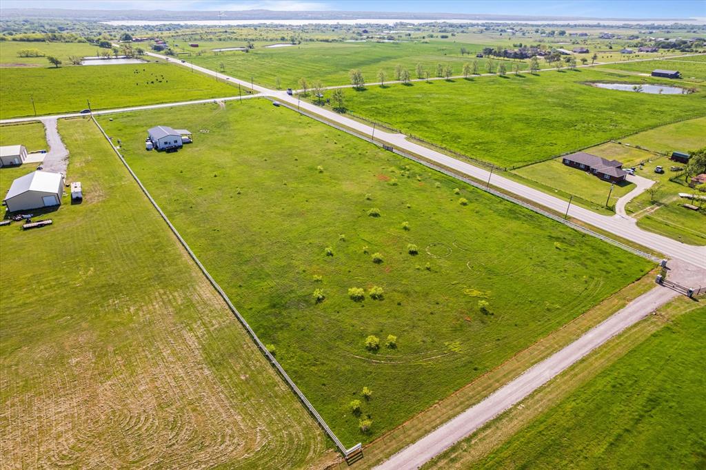 25 Cr 235 Valley View Valley View, TX 76272 - Photo 15 of 23 a view of a pool