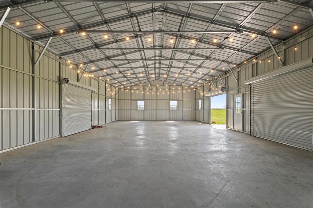 25 Cr 235 Valley View Valley View, TX 76272 - Photo 20 of 23 a view of large parking space