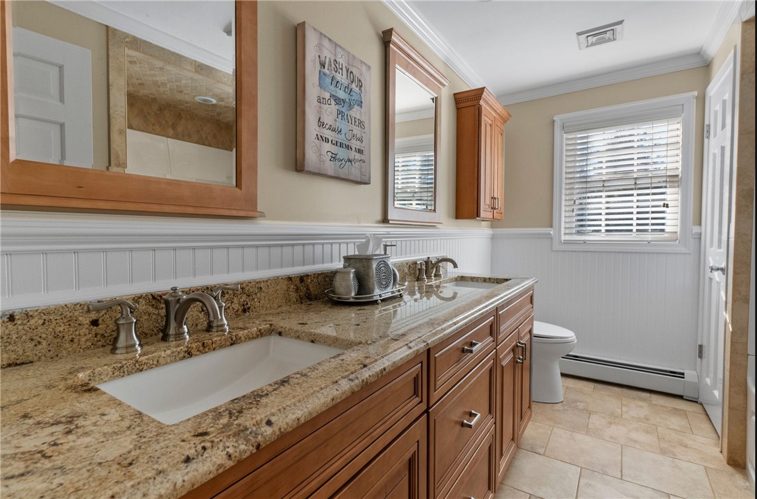 13 Chiswick Road Smithfield, RI 02828 - Photo 18 of 28