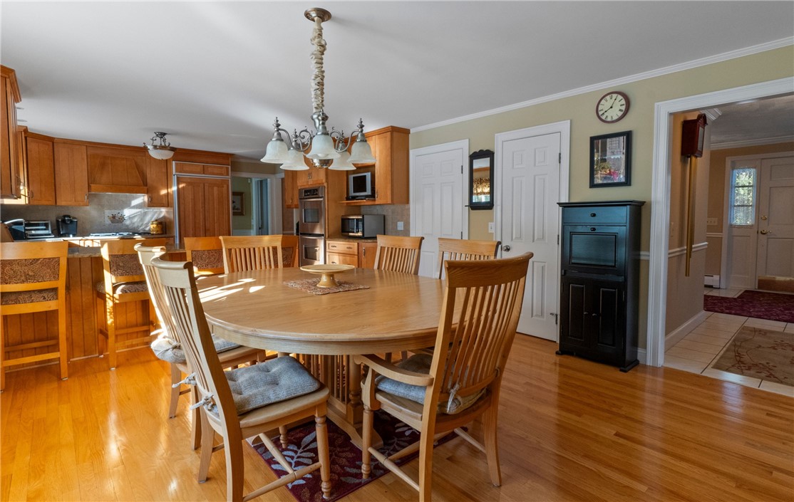 13 Chiswick Road Smithfield, RI 02828 - Photo 9 of 28