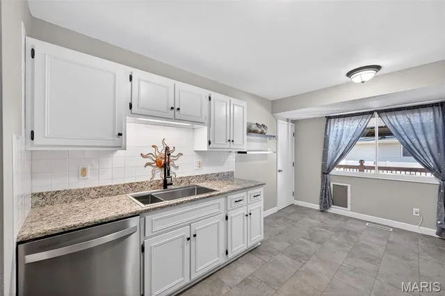 $335,000 | 893 Napoli Drive, Ballwin, MO 63021