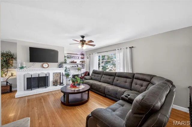 $335,000 | 893 Napoli Drive, Ballwin, MO 63021