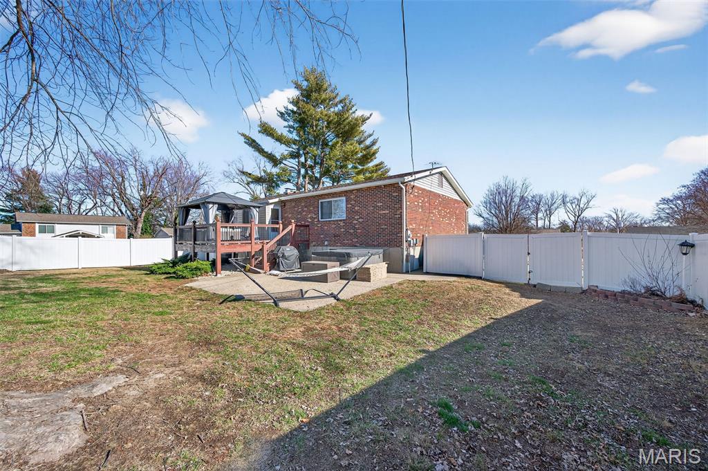 893 Napoli Drive Ballwin, MO 63021 - Photo 40 of 59