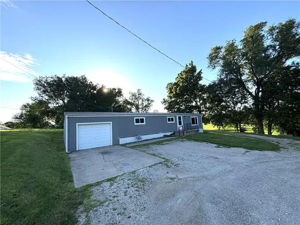 $99,000 | 8288 Lee Road, Atchison, KS 66002