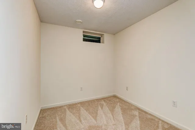 $3,500 | 6263 Woodcrest Drive, Ellicott City, MD 21043