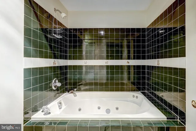 $3,500 | 6263 Woodcrest Drive, Ellicott City, MD 21043