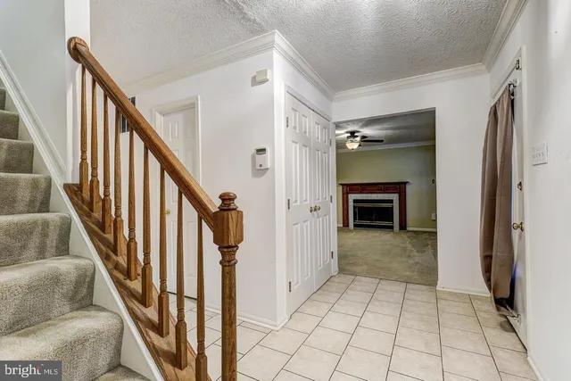 $3,500 | 6263 Woodcrest Drive, Ellicott City, MD 21043