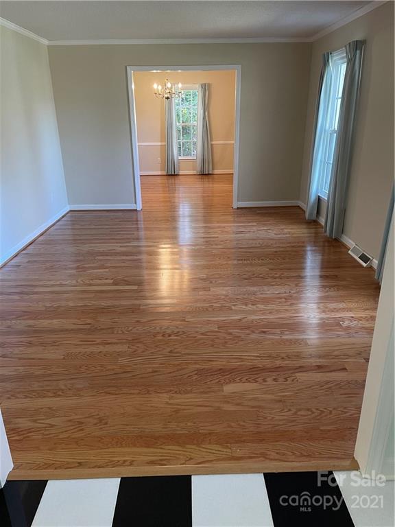 3105 Lake Shore Road South, Unit 127 Denver, NC 28037 - Photo 3 of 14 Gallery Image 3