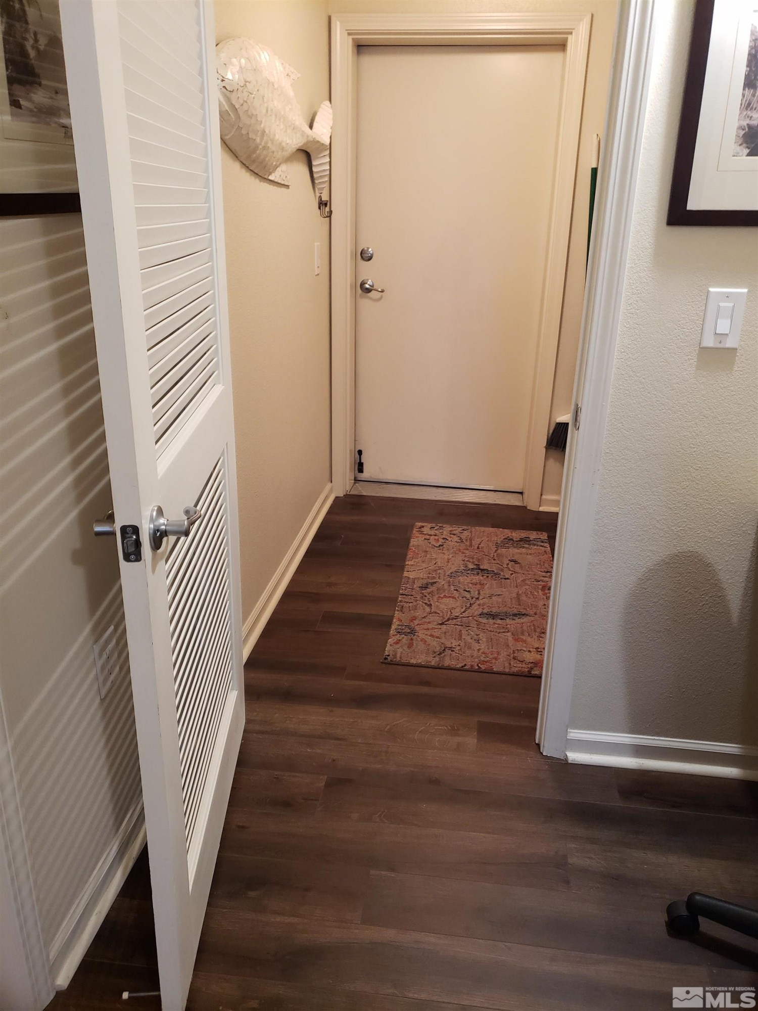 1325 South Meadows Parkway, Unit 311 Reno, NV 89521 - Photo 26 of 37 a view of entryway