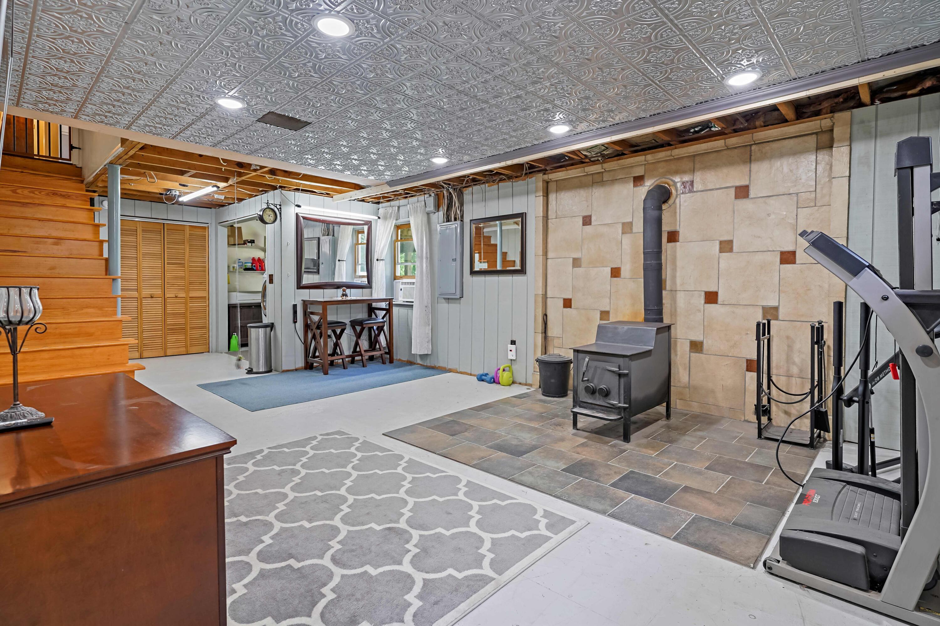 2904 Trinity Road Troutville, VA 24175 - Photo 17 of 26 DSC04876