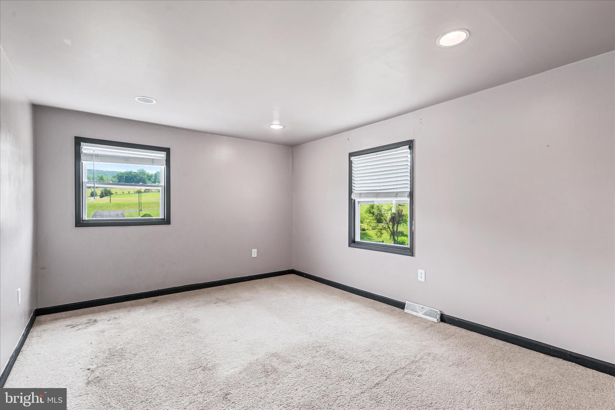 20219 Locust Grove Road Rohrersville, MD 21779 - Photo 22 of 46 Primary Bedroom