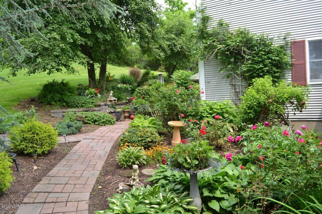 1538 Fairfield Road Lewisburg, PA 17837 - Photo 47 of 54 045 Gardens