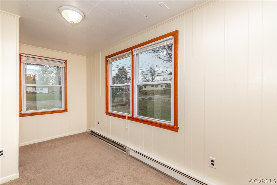 2308 West City Point Road Hopewell, VA 23860 - Photo 17 of 34 an empty room with a window