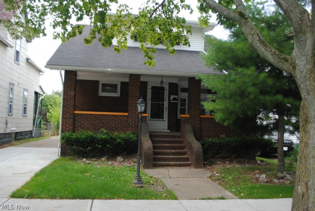 11825 Triskett Road Cleveland, OH 44111 - Photo 1 of 15 Gallery Image 1