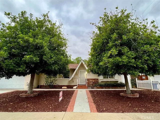 $4,900 | 8443 Remmet Avenue, Canoga Park, CA 91304