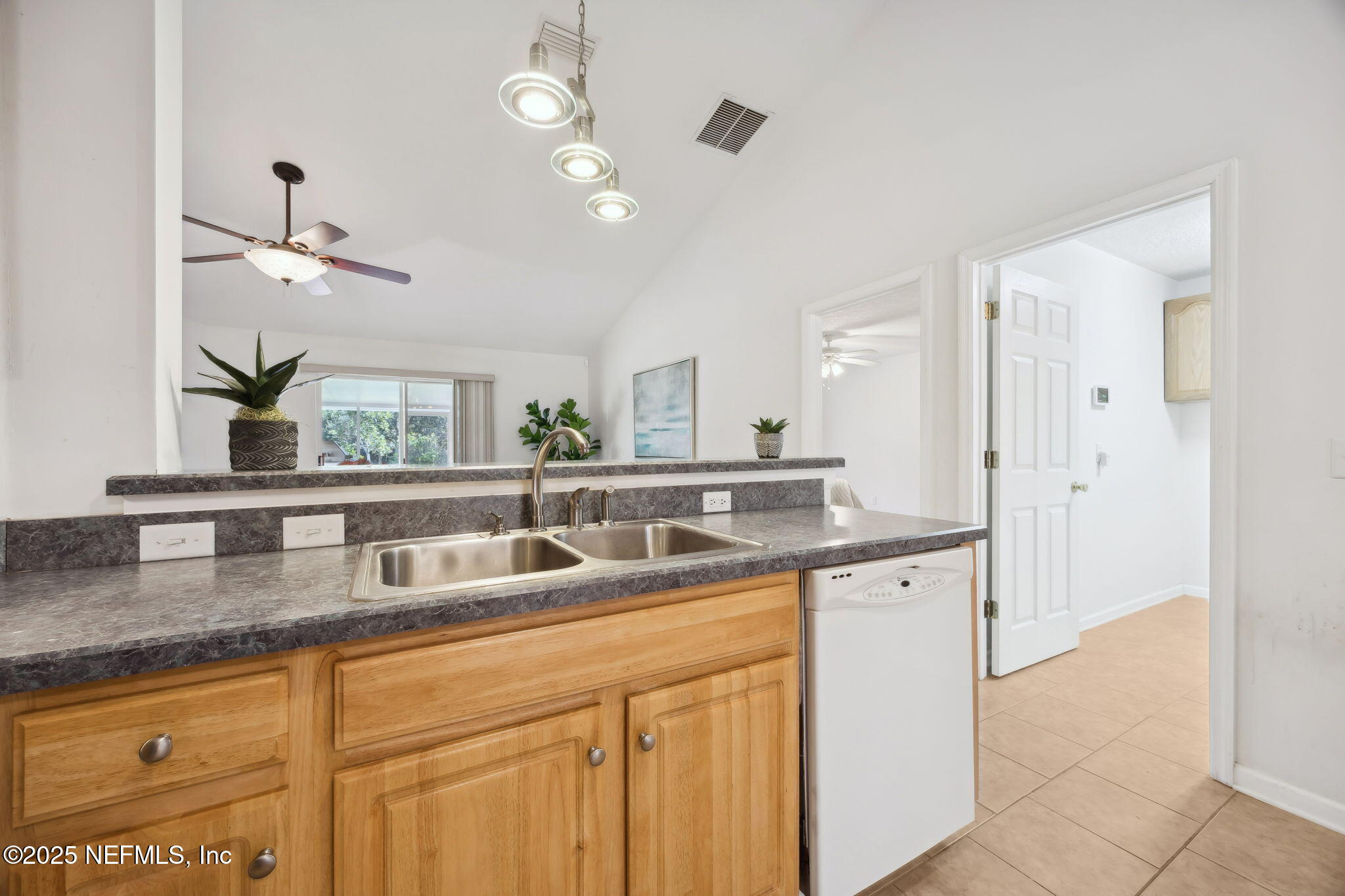 36 Currant Avenue Middleburg, FL 32068 - Photo 18 of 59 18-web-or-mls-36 Currant Ave (20 of 59)