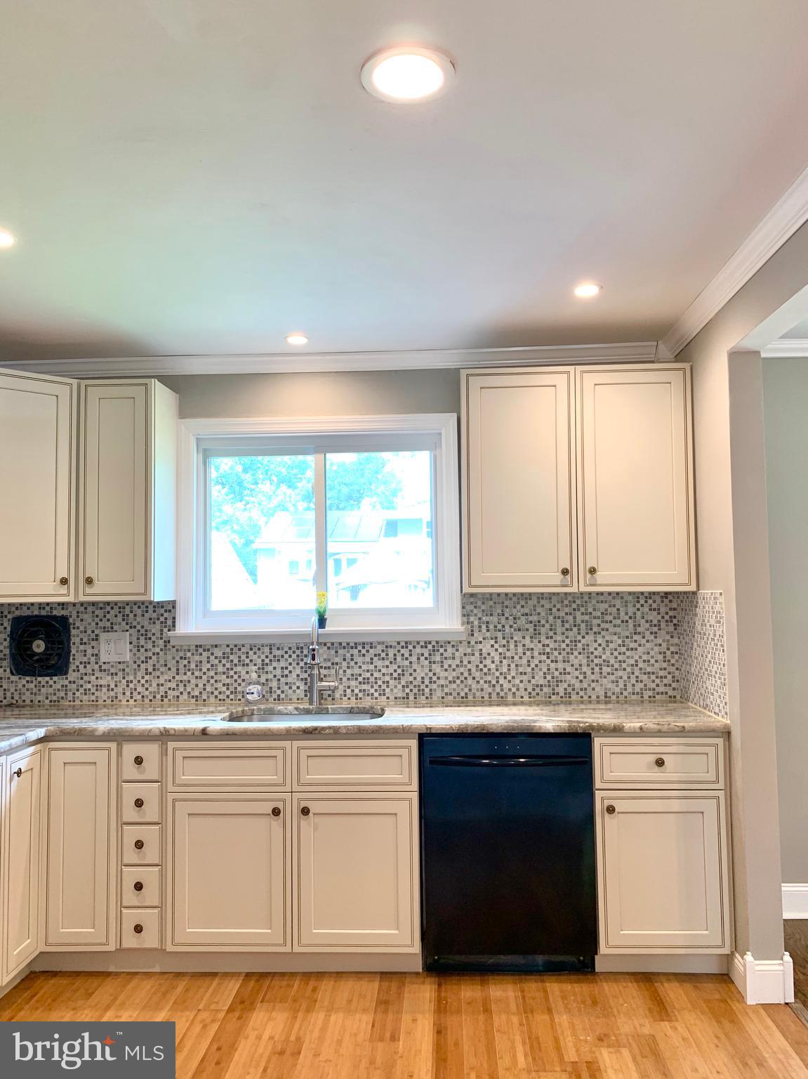 514 West Laurel Road Stratford, NJ 08084 - Photo 22 of 50