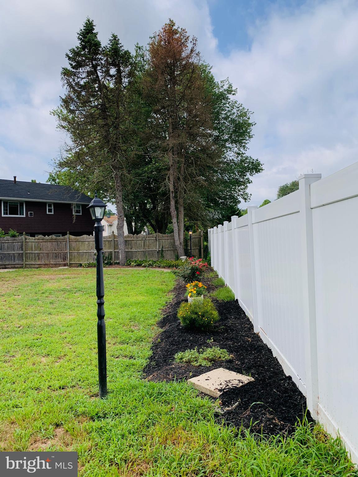 514 West Laurel Road Stratford, NJ 08084 - Photo 8 of 50