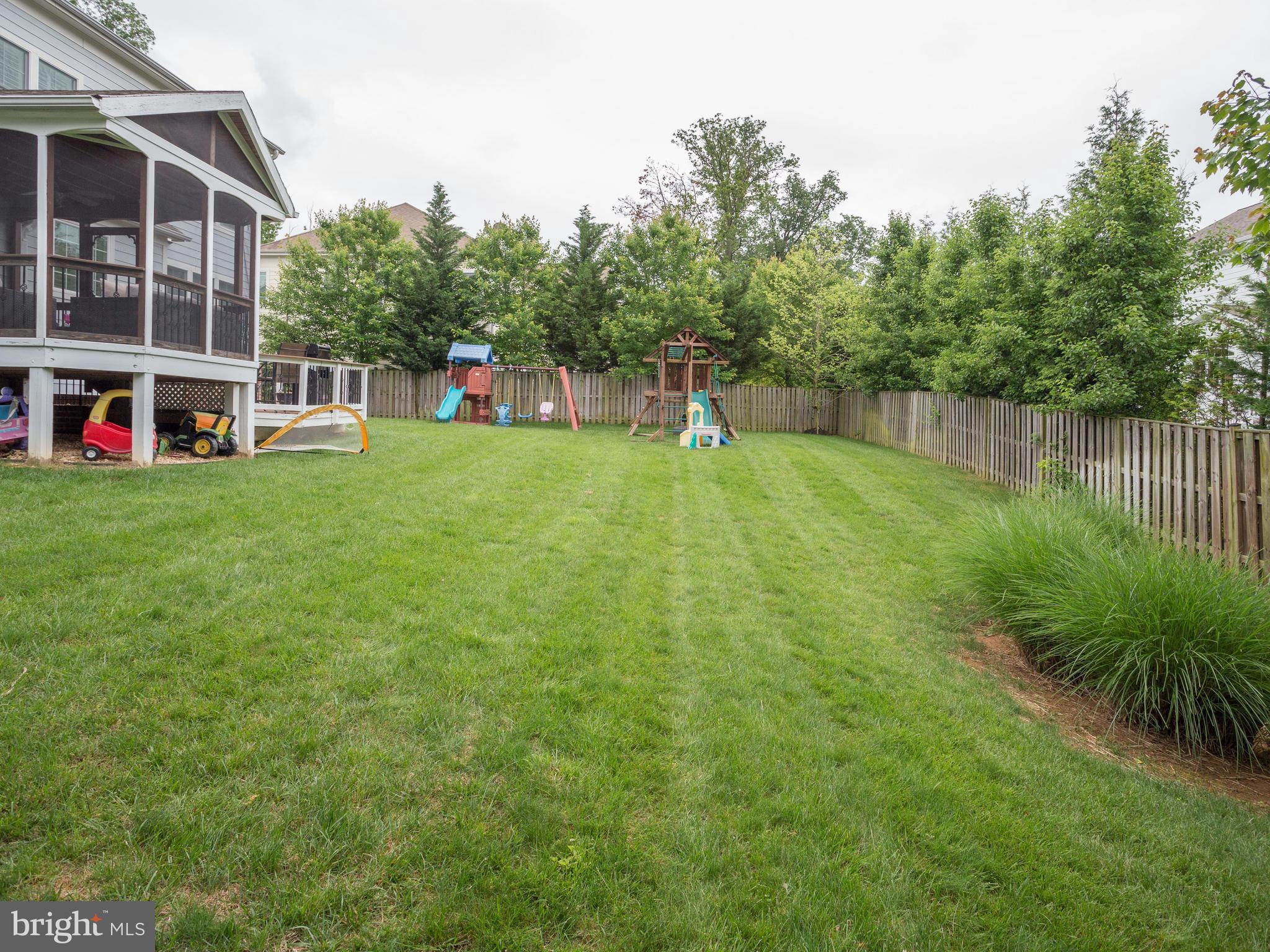 604 Beulah Road Vienna, VA 22180 - Photo 29 of 30 Fenced Back Yard