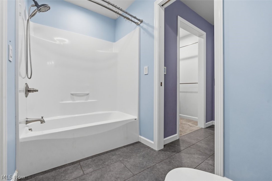 4801 Veto Road Vincent, OH 45784 - Photo 24 of 47 Second view of Jack and Jill Bath