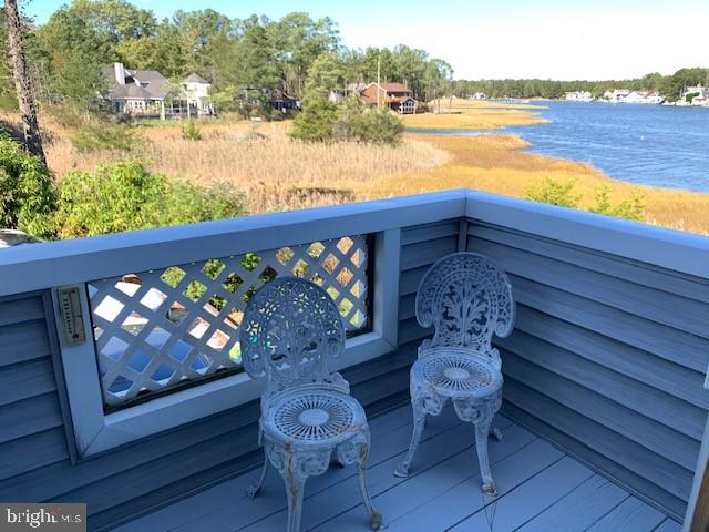5 The Point Ocean Pines, MD 21811 - Photo 11 of 22 Balcony off Breakfast area in kitchen
