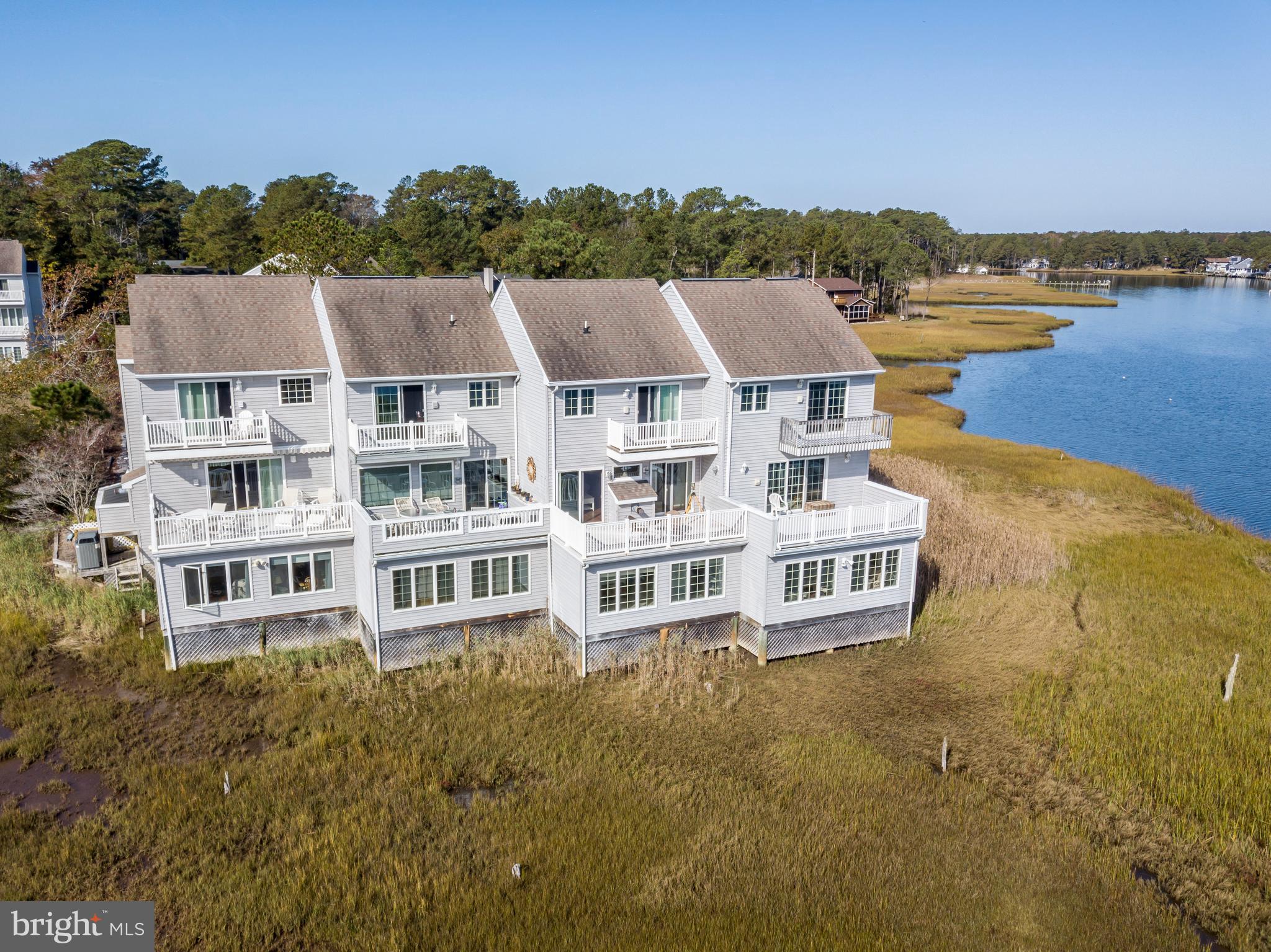 5 The Point Ocean Pines, MD 21811 - Photo 19 of 22 End unit left side