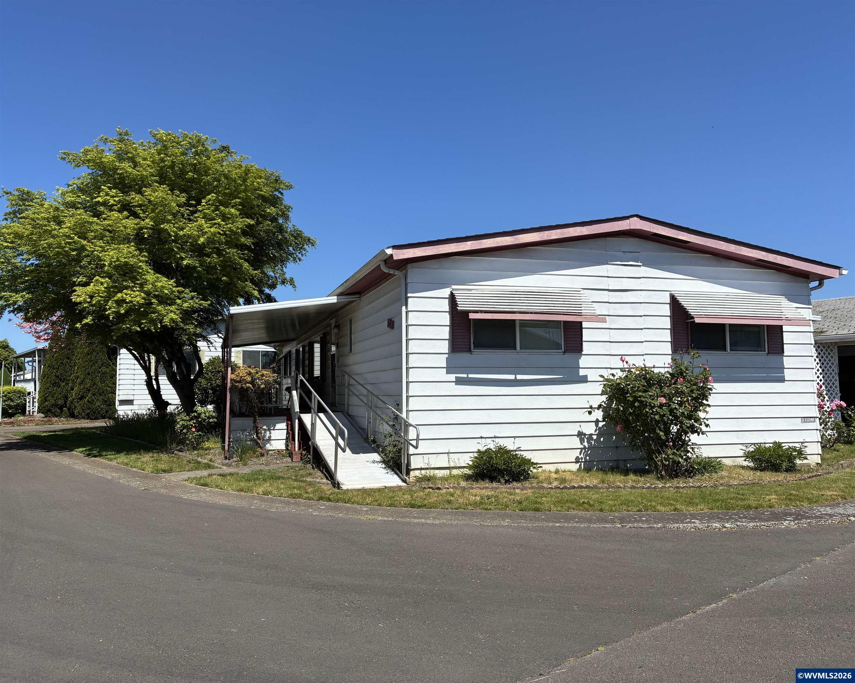 5422 Portland Road Northeast, Unit 128 Salem, OR 97305 - Photo 1 of 33