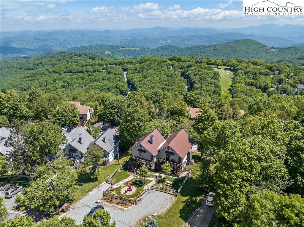 109 North Pinnacle Ridge Road, Unit 12 Beech Mountain, NC 28604 - Photo 24 of 26 Gallery Image 24