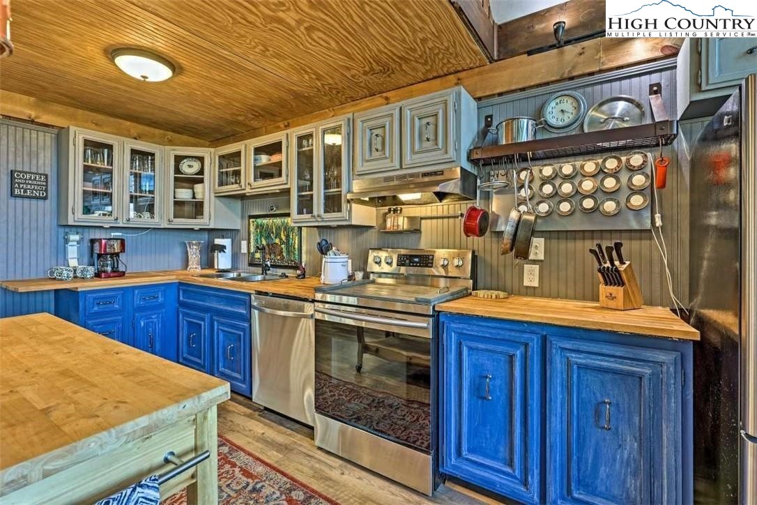 109 North Pinnacle Ridge Road, Unit 12 Beech Mountain, NC 28604 - Photo 8 of 26 Gallery Image 8