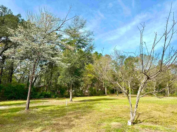 $360,000 | 5434 Lilac Avenue, Milton, FL 32570