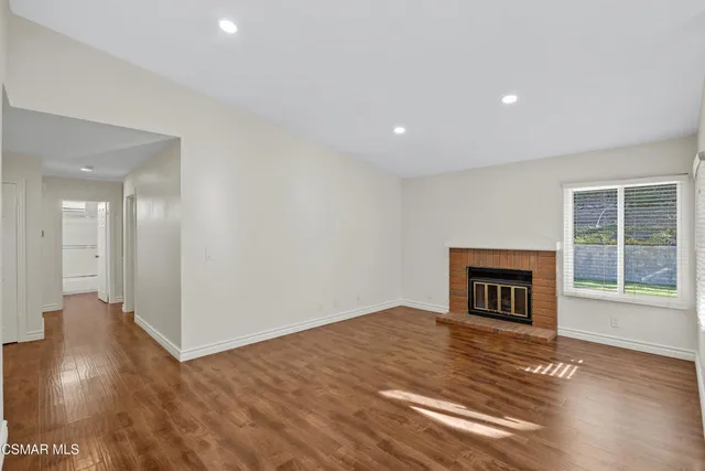 $915,000 | 32 Herringbone Court, Newbury Park, CA 91320