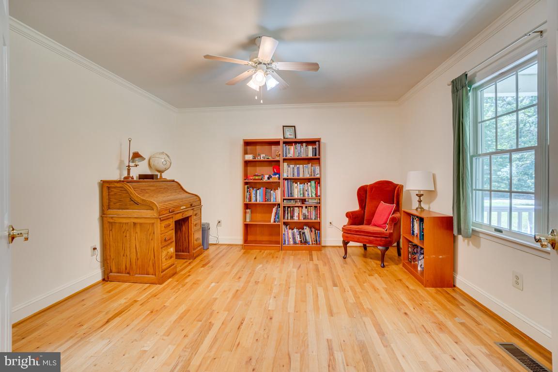 6900 Fox Ridge Road Spotsylvania, VA 22551 - Photo 3 of 27 Gallery Image 3