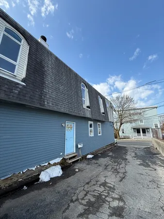 $6,000 | 359 Lowell Street, Unit 2, Somerville, MA 02145