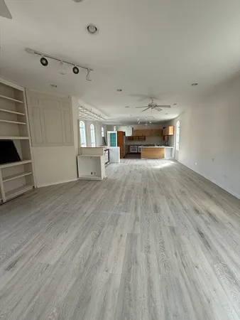 $6,000 | 359 Lowell Street, Unit 2, Somerville, MA 02145