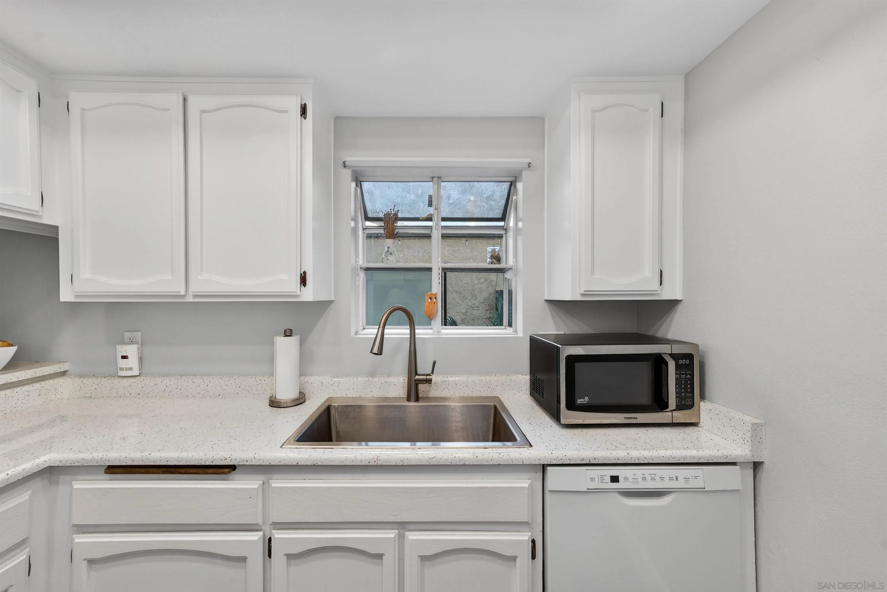 736 North Mollison Avenue, Unit D El Cajon, CA 92021 - Photo 16 of 56