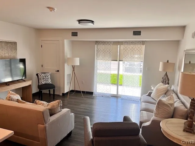 $1,760 | 22 Loso Drive, Cicero, NY 13039