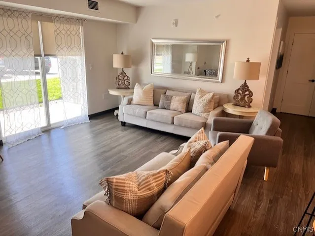 $1,760 | 22 Loso Drive, Cicero, NY 13039